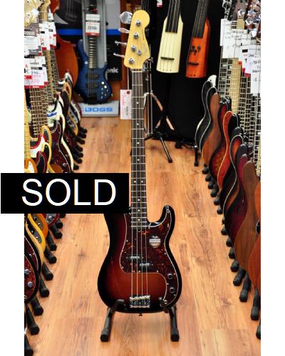Fender American Standard Precision Bass 3TS/RW